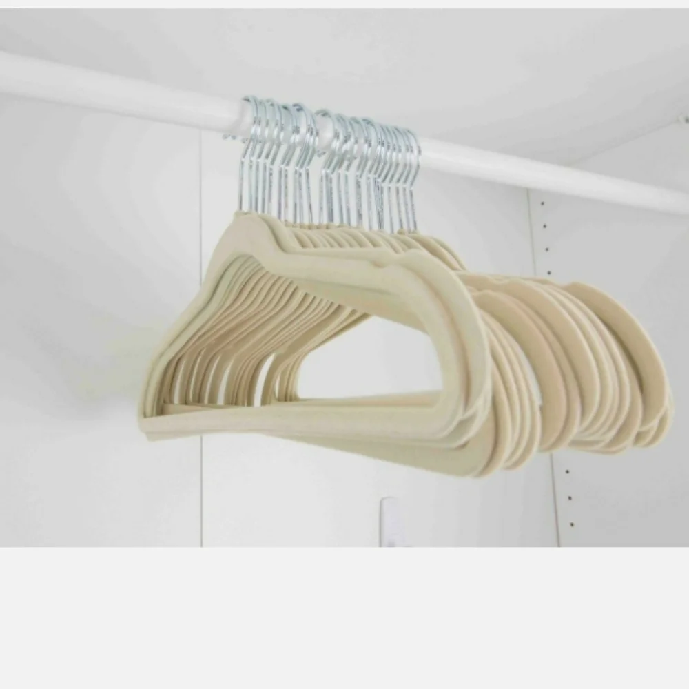 Bundle of 10 velvet coat hangers